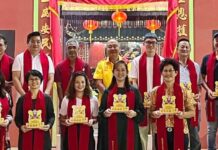 纳闽圣王公宫醒狮团11头新狮 邀全体赞助人点睛