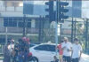 湖阿拔士路口交通灯区老外见识本地风土人情写实