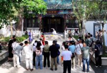 海外华文媒体走进武汉古琴台 感受知音文化魅力