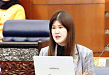 根国会议员黄诗怡国会殿堂上就水供及水质问题进行辩论