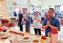 根紫善阁功德堂成办秋祭大典及神主牌上龕仪式
