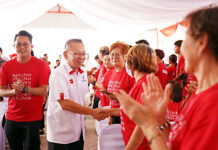 陈泓缣誓言拉近丹绒亚路发展鸿沟 以国州资源同步带来繁荣