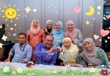 安华:女性撑起家庭与社会