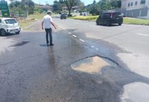 Calvin Chong demands urgent action to damaged basic facilities in Elopura
