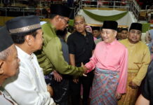 首长否认西巴迪岛已割让给印尼