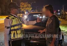 Pemandu mabuk ditahan, 24 saman dikeluarkan
