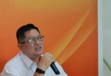 Chong backs statewide review of signage, advertisement charges